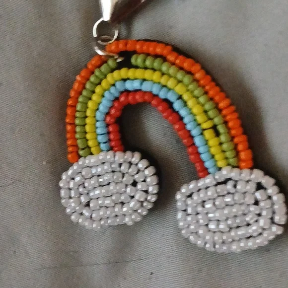 Rainbow Key Chain - Picture 4 of 4